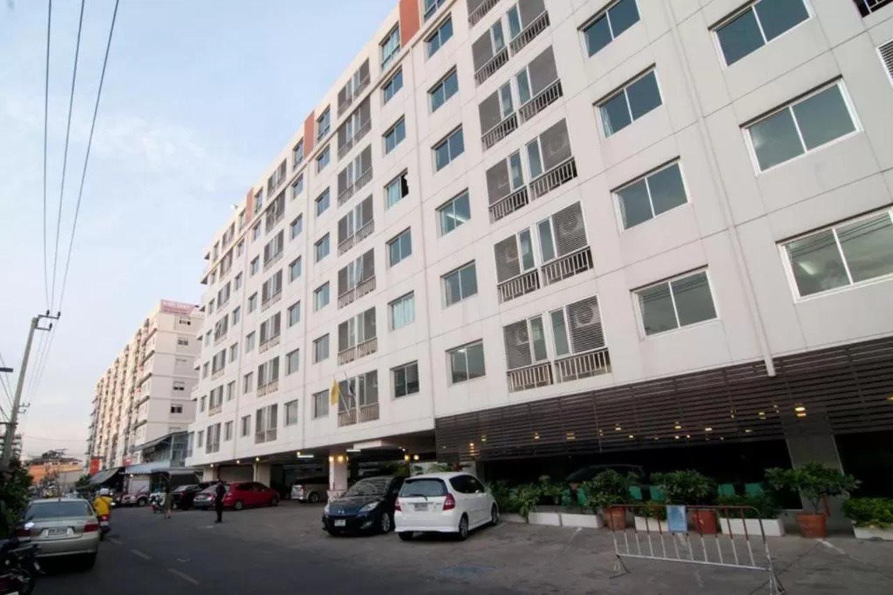 Centric Place Hotel Bangkok Exterior photo